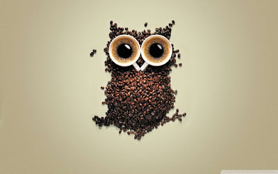 wallpaper unik dan kreatif kopi mirip burung hantu