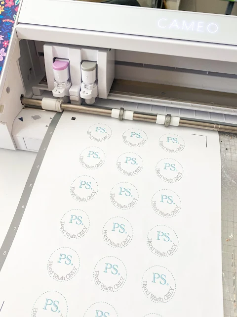 print and cut, beginner silhouette tutorial, sticker tutorial, silhouette tutorial, sticker paper, print and cut tutorial