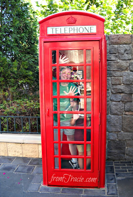 British red telephone booth