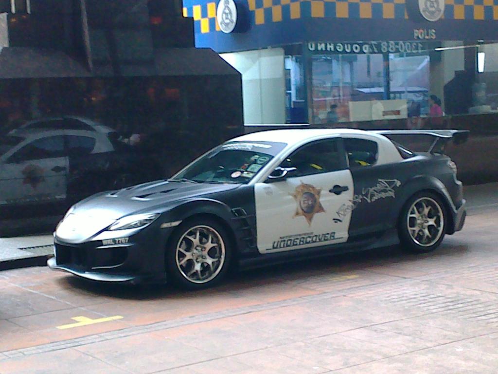 Last but not least, the Mazda RX8 Cop car. This one might not be real ...