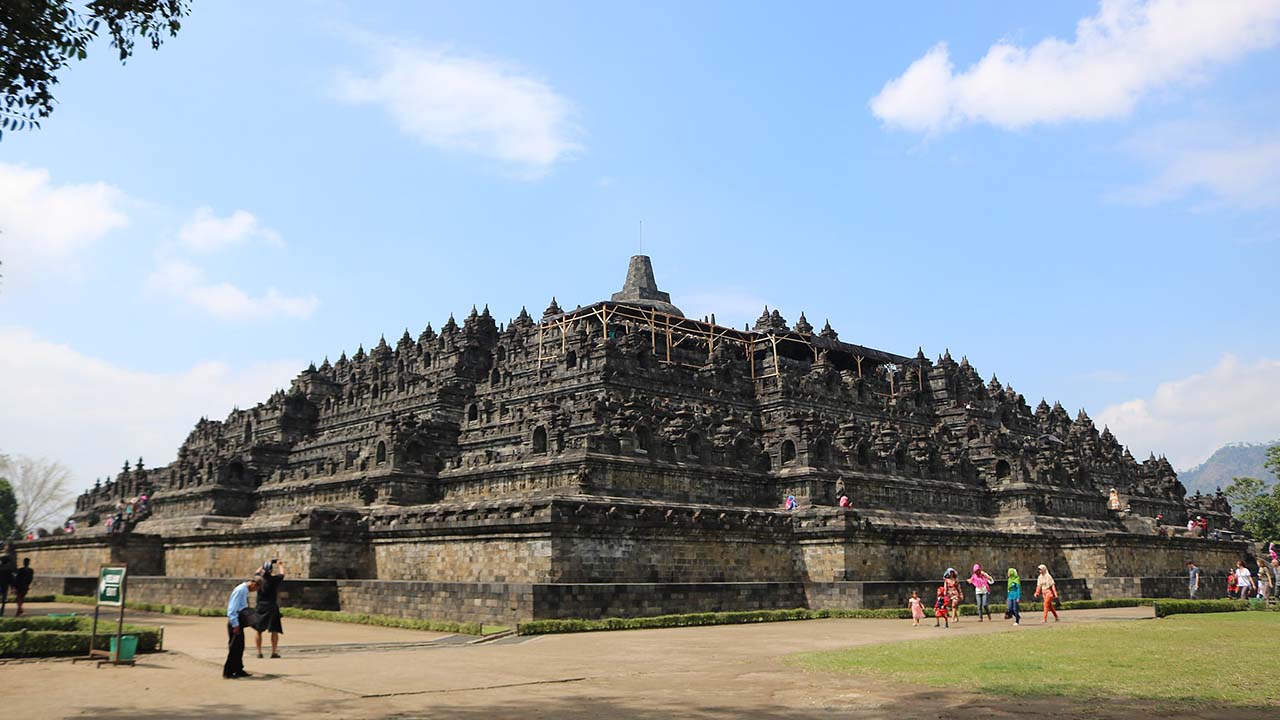 Apa itu Candi Borobudur? Simak Info Umum tentang Candi ini