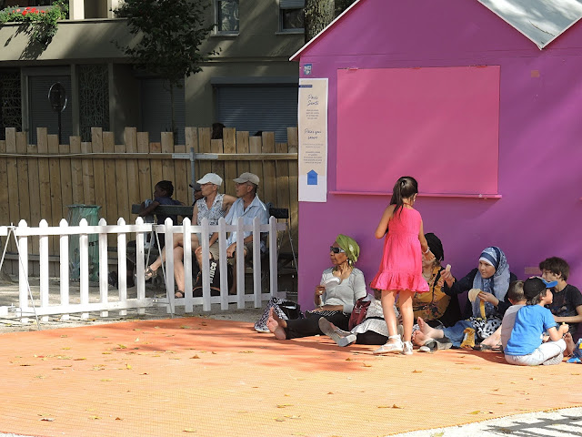 Parijs: Paris Plage aan het Bassin de la Villette