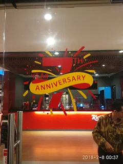 reklame-semarang-branding-cutting-sticker-Richeese-Factory-Semarang-ulang-tahun-ke-7
