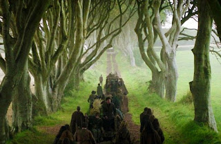 suting game of trones di the dark hedges irlandia utara