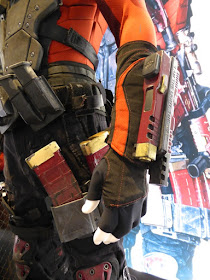 Deadshot costume gauntlets Suicide Squad