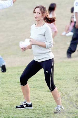 Minka Kelly Park Photos