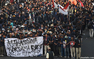 Buat Info - Geliat Demonstrasi Mahasiswa Terhadap RUU yang Dinilai Kontroversial