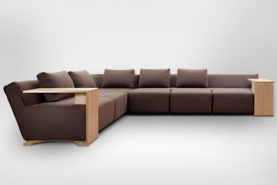 Sofa dengan Meja Portable