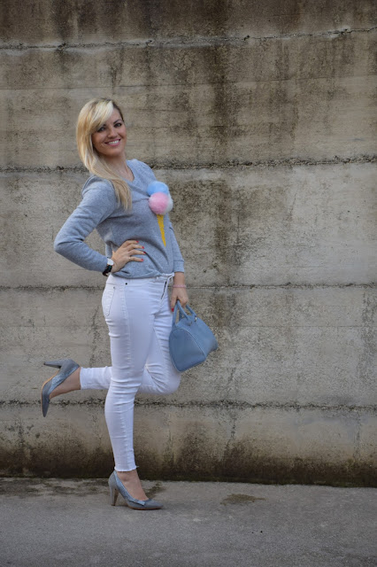 jeans skinny bianchi senza orlo come abbinare i jeans senza orlo abbinamenti jeans senza orlo jeans senza orlo street style mariafelicia magno fashion blogger colorblock by felym fashion blogger italiane blogger italiane di moda outfit febbraio 2017 web influencer italiane jeans bianchi street style