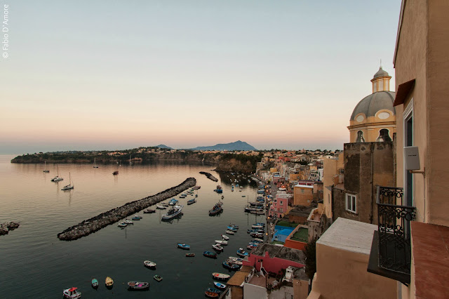 Alba sulla Corricella-Procida