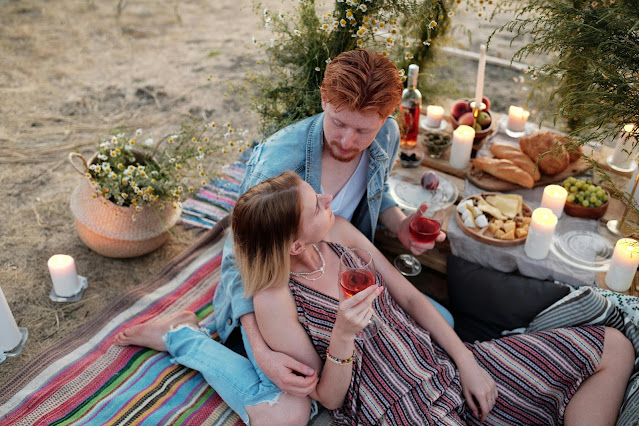 PICNIC IDEAS FOR COUPLES