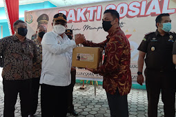 Bupati Aunur Rafiq Menghadiri Kegiatan Sosialisasi Restorative Justice dan Bakti Sosial yang Digelar Kejari Karimun