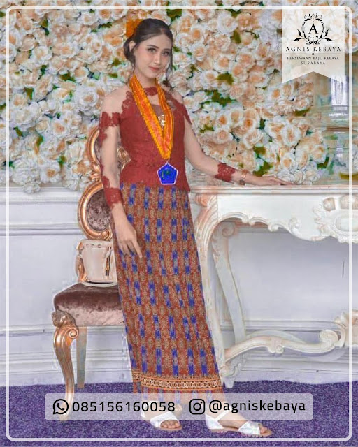 SEWA KEBAYA WISUDA MURAH SURABAYA