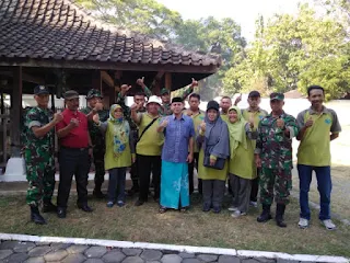 Jelang Peringatan Hari Jadi Cirebon ke 649, Warga Kembali Bersih-Bersih Kota Cirebon 