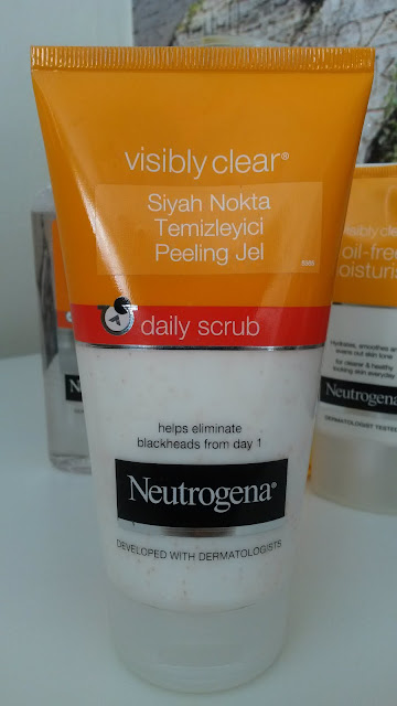 NEUTROGENA Visibly Clear sivilce ve siyah nokta karşıtı seri 