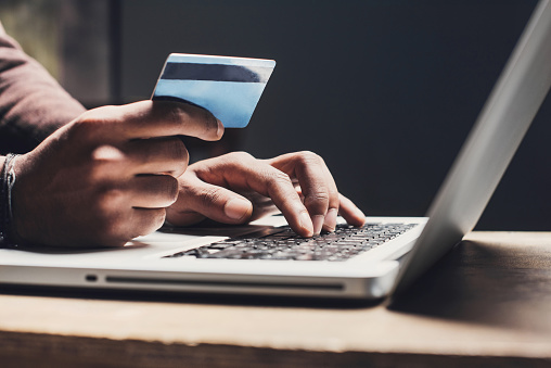 HowministryHow do I get a British credit card?