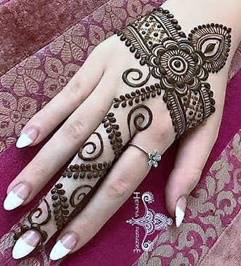 Gorgeous yet simple new Mehndi design easy images for Beginners