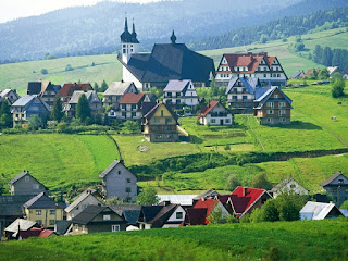 imagen  de un pueblo pintoresco polonia