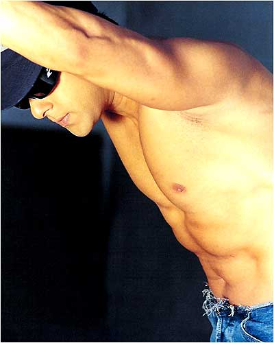 Amazing Salman Khan Hot Body and Incredible Cool Pics 2011 Unveiled 