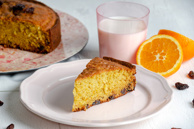 Bolo de Laranja e Passas de Uva (sem açúcar refinado)