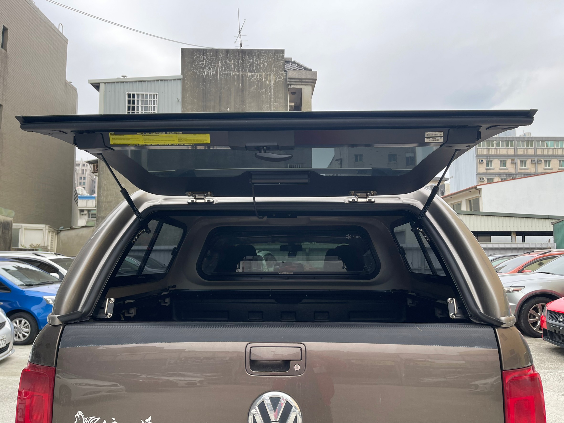 Volkswagen 二手車買賣專門店-2013-Amarok 2.0 TDI