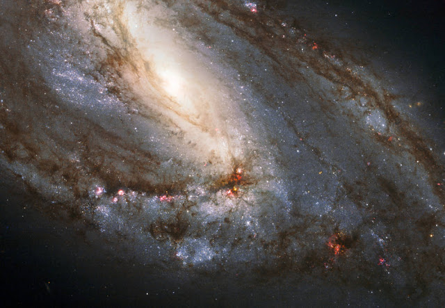 messier-66-galaksi-kelas-berat-leo-triplet-informasi-astronomi
