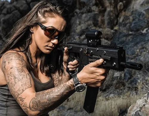 Military girl • Women in the military • Army girl • Women with guns • Armed girls • Tactical Babes 