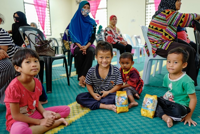 Keceriaan #AyamBersamamu Di Kampung orang Asli Changkat Bintang, Selangor