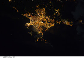 Satellite photo of Cape Town city lights as seen from space
