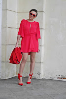 http://www.karyn.pl/2017/10/dwa-sposoby-na-red-total-look.html