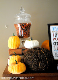 Simple Thanksgiving Mantel (Fake Mantel), from Serenity Now 