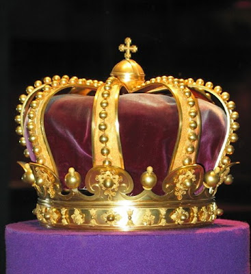 Pictures of Royal Crowns and tiaras