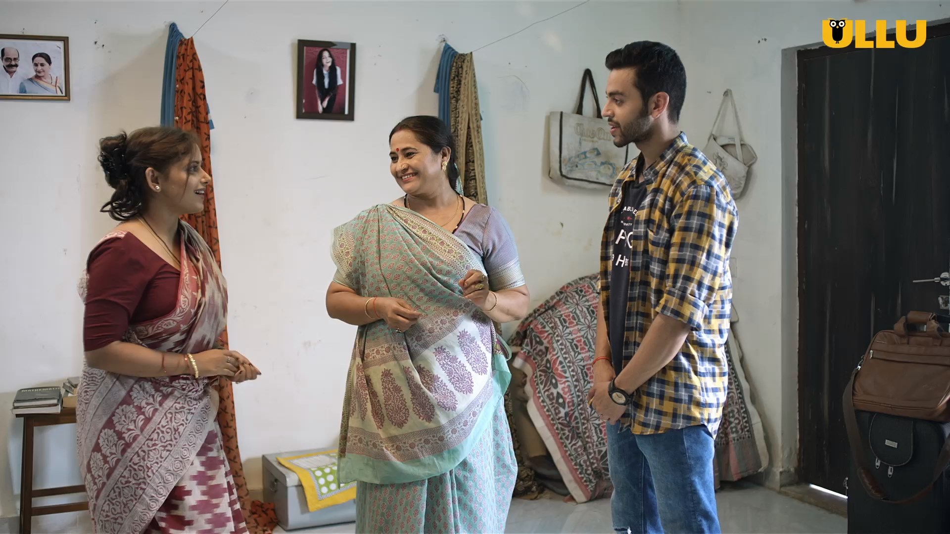 Chawl House (Charmsukh) 2021 S01 Hindi Ullu Originals Complete Web Series 720p HDRip