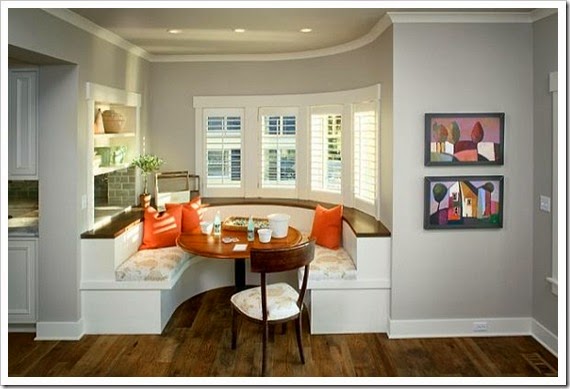 kitchen-built-in-booth-family-friendly-dining-area