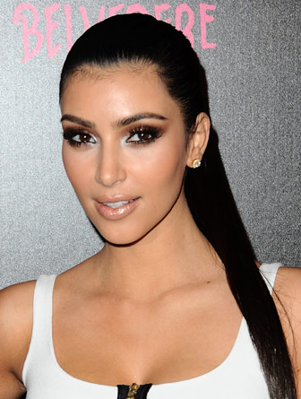  Kardashian Hairstyle on Kim Kardashian Hairstyle 2011   Hot Kim Kardashian Layered Hairstyles