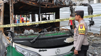 Terjadi Kebakaran Bus Tingkat Tujuan Jakarta-Sumenep Diduga Konsleting Mesin