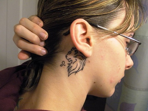 Cool Behind the Ear Tattoo Designs 