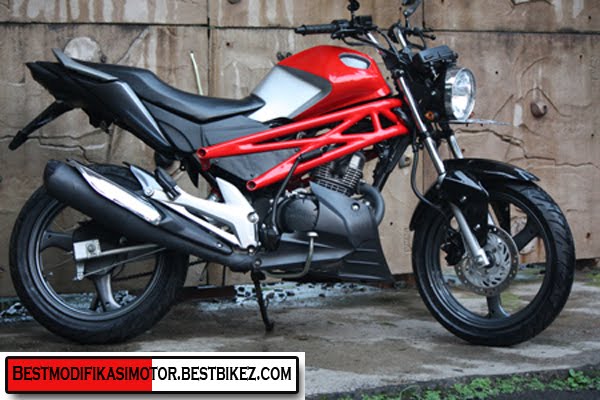  Modifikasi  Honda  New  Megapro  Model Ducati Monster Gambar 
