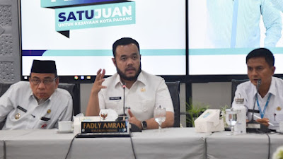 Walikota Padang Pimpin Rapat Persiapan HJK ke 356