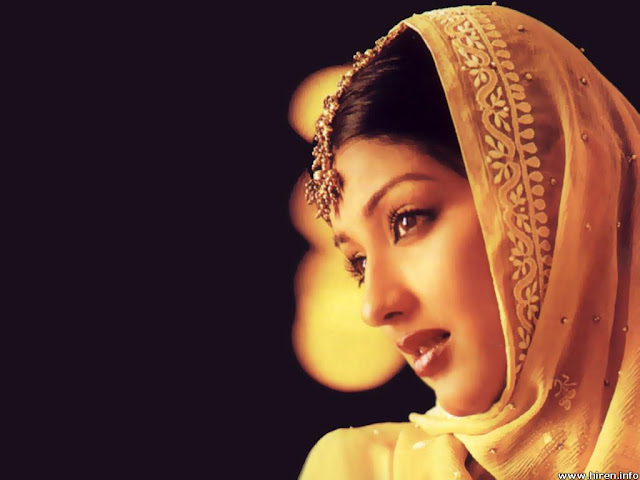 Sonali Bendre HD Wallpapers Free Download