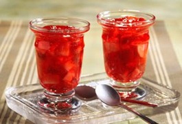 strawberry jello w bananas