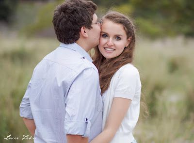 Kristy and Jesse - Engagement Shoot - Centennial Park - Lucie Zeka