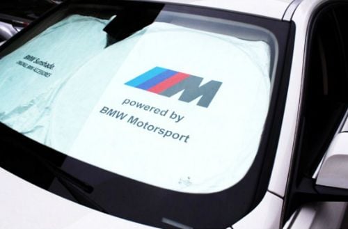 penutup kaca mobil BMW M Powered By BMW Motorsport