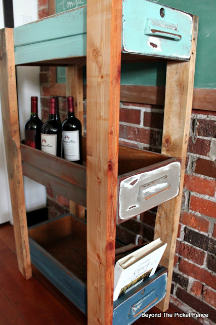 pallets, old drawers, upcycled, shelf, storage idea, DIY, Minwax, http://goo.gl/MQJhPe