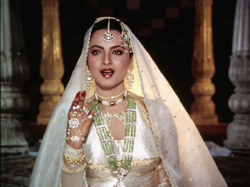 Rekha Hd Wallpapers