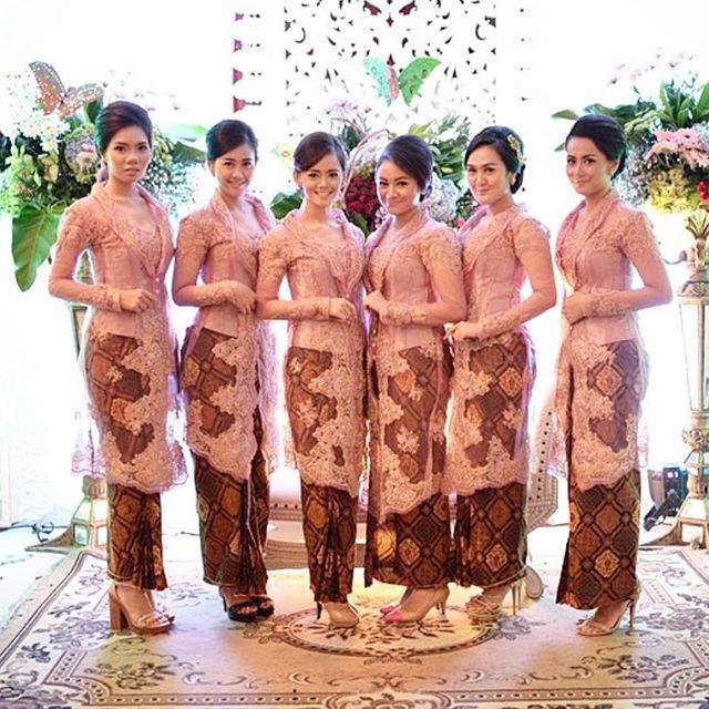 57 Kumpulan Gambar Inspirasi Kebaya Modern Indonesia