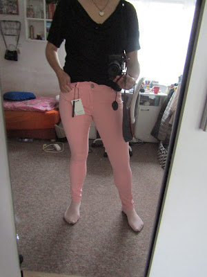 https://femmeluxefinery.co.uk/products/pink-high-waisted-skinny-leg-denim-jeans-mae