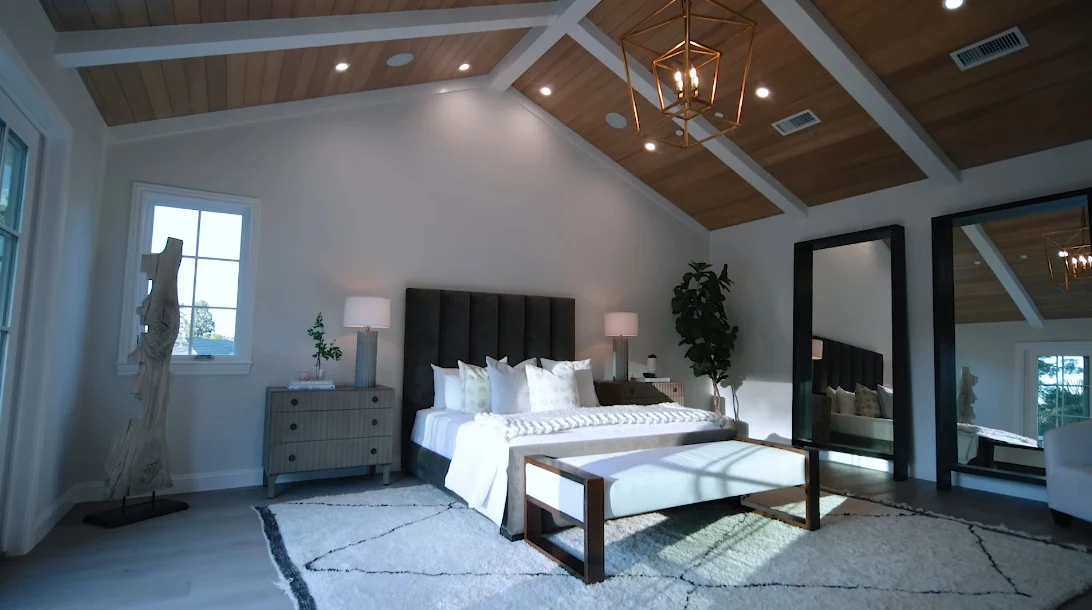 88 Photos vs. Tour 4509 Noeline Ave, Encino, CA Ultra Luxury Mansion Interior Design