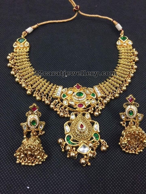  Gold muvvalu necklace amongst antique run together with ii pace kundan pendant Antique together with Kundan Bridal Necklaces