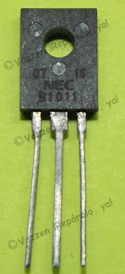 Transistor 2SB1011.